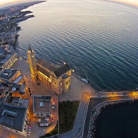 No Tag Urban Hotel Trani Dış mekan fotoğraf