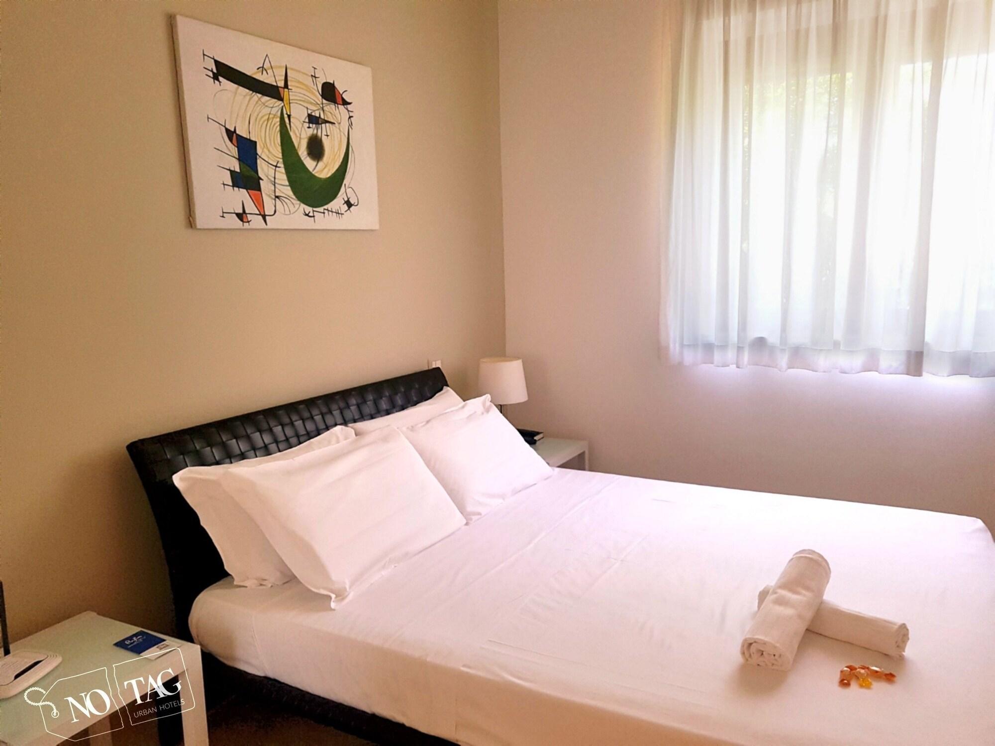 No Tag Urban Hotel Trani Dış mekan fotoğraf