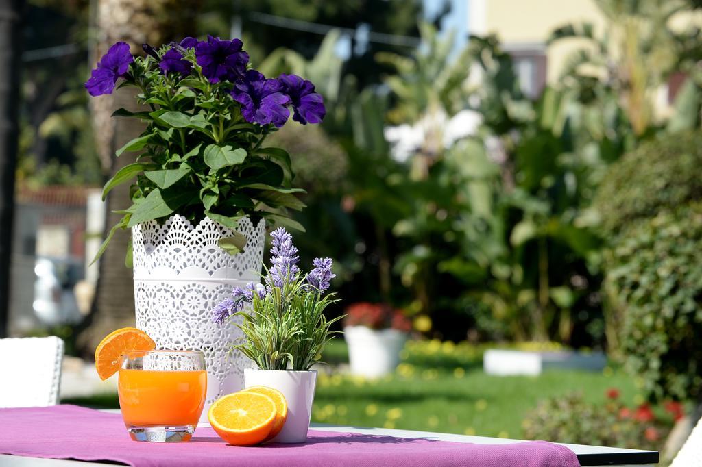 No Tag Urban Hotel Trani Dış mekan fotoğraf