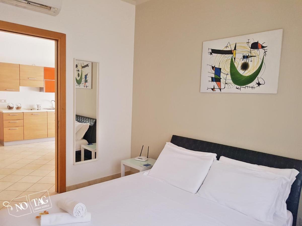 No Tag Urban Hotel Trani Dış mekan fotoğraf